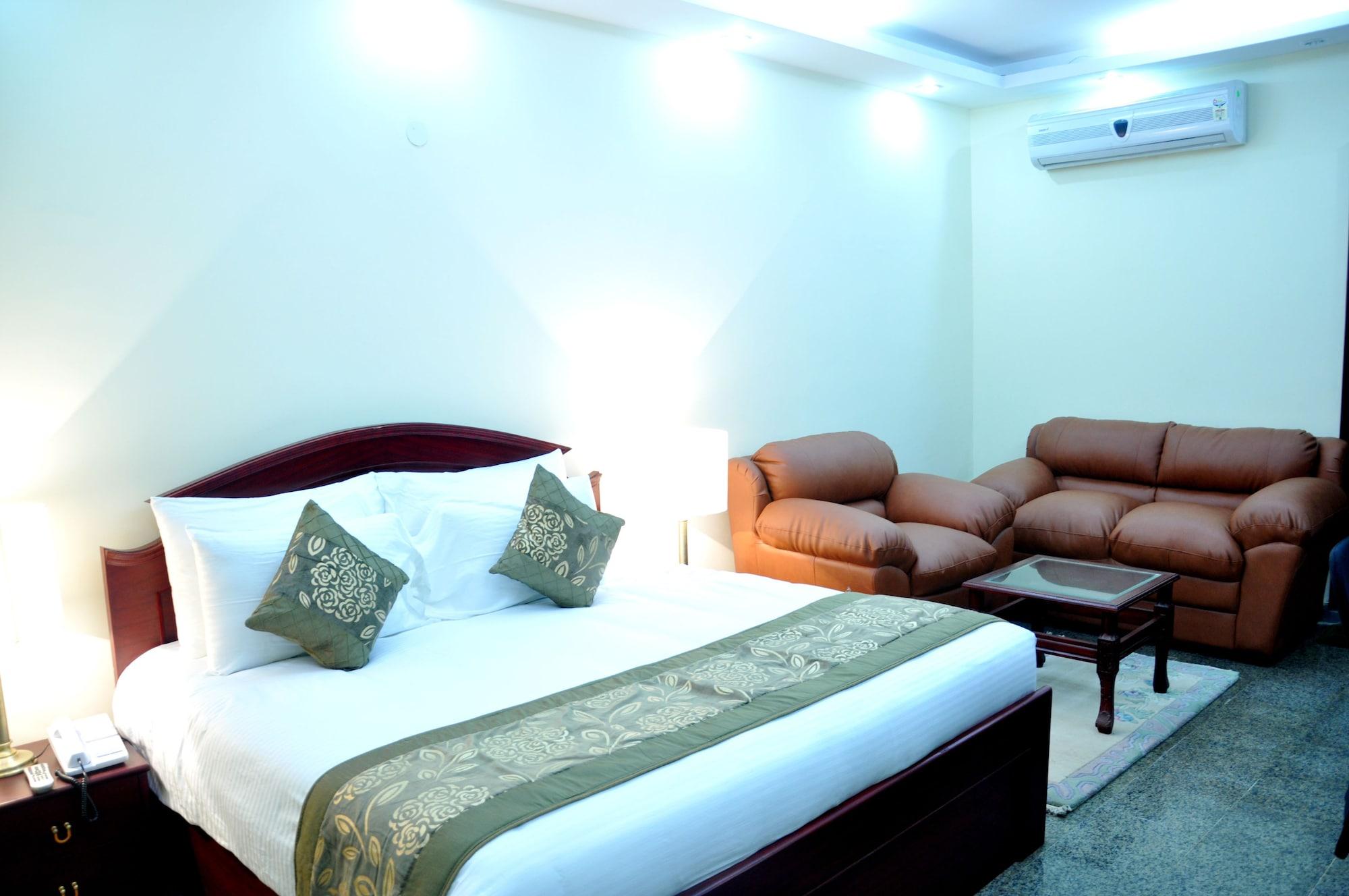 Oyo 367 Hotel Forest Green Nowe Delhi Zewnętrze zdjęcie
