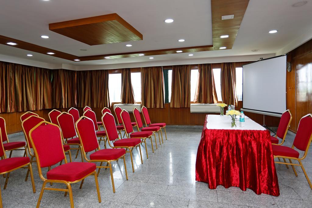 Oyo 367 Hotel Forest Green Nowe Delhi Zewnętrze zdjęcie
